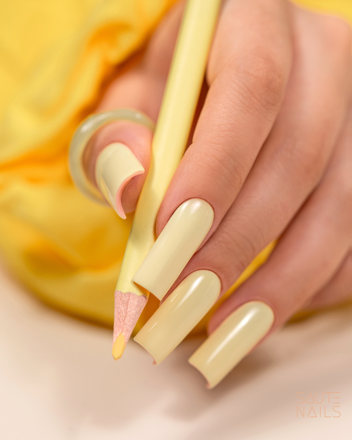 Gel lak na nehty S298 Sunny Glow Saute nails, 8 ml_02